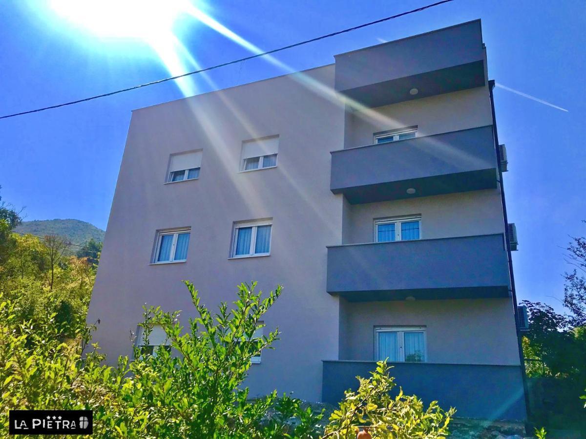 La Pietra Family Hotel Medugorje Bagian luar foto