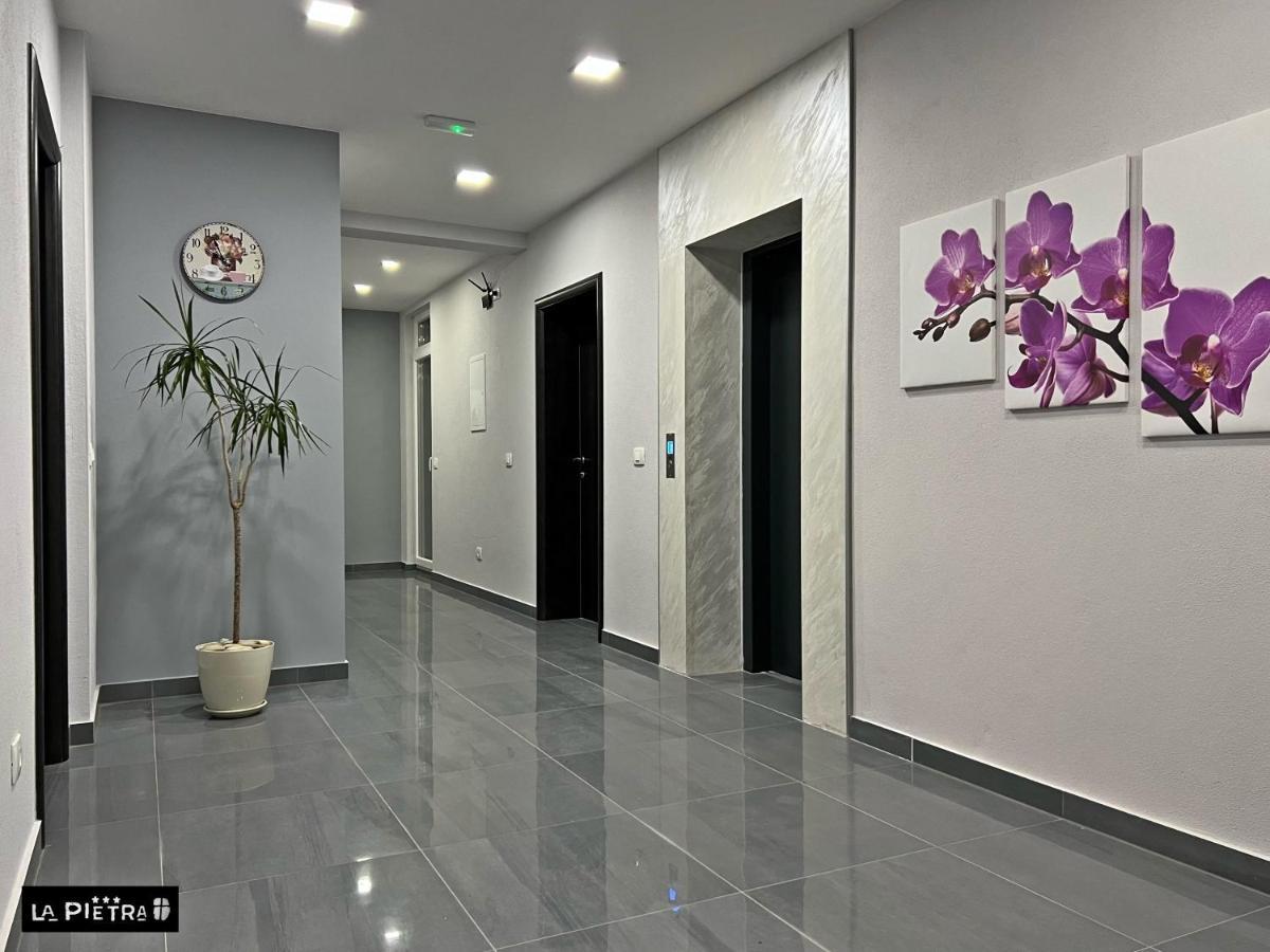 La Pietra Family Hotel Medugorje Bagian luar foto