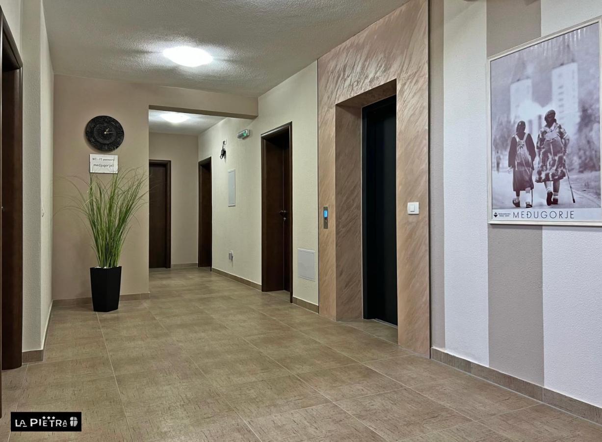 La Pietra Family Hotel Medugorje Bagian luar foto